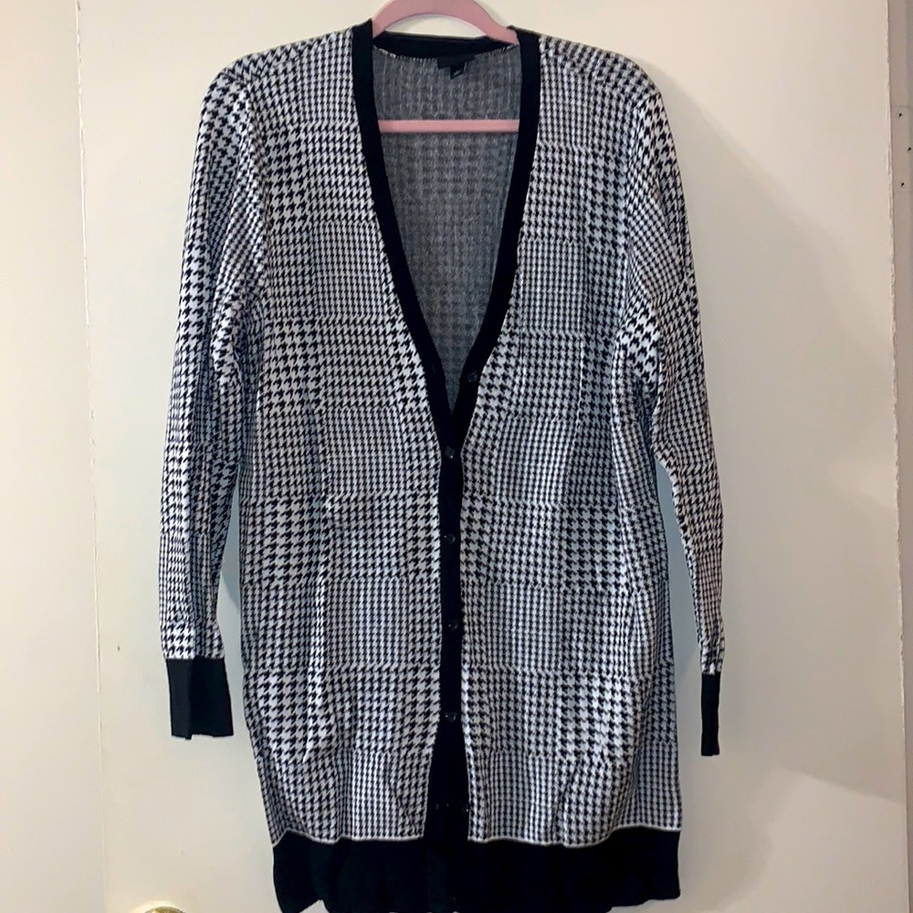 Never worn Torrid long-length houndstooth cardigan